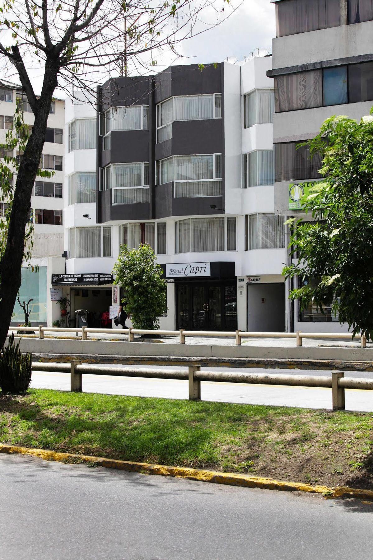Hostal Capri กีโต ภายนอก รูปภาพ