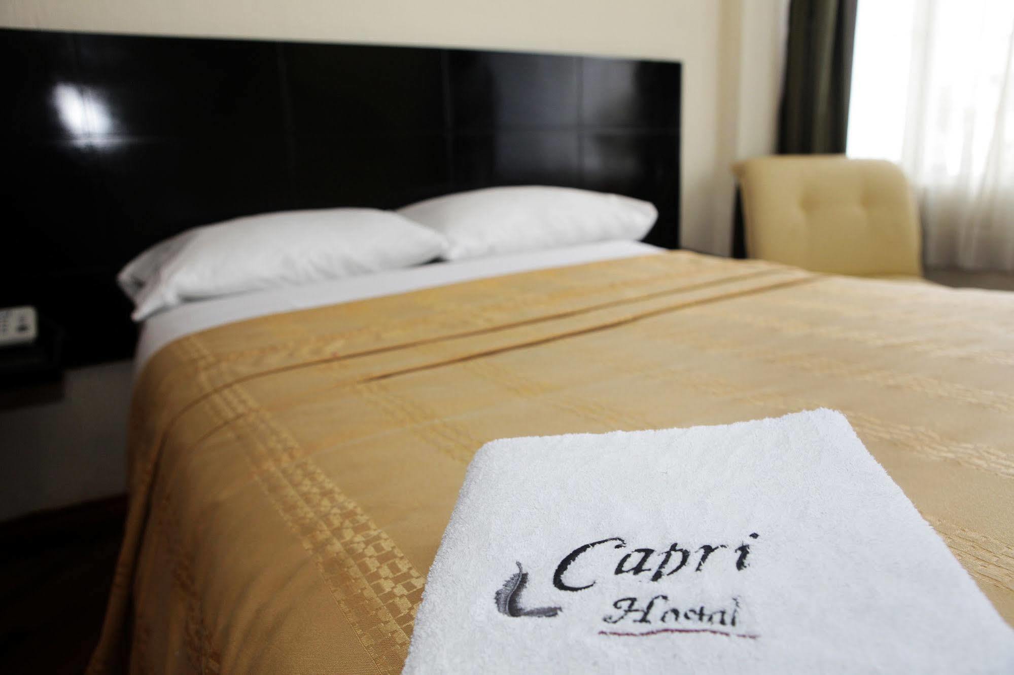 Hostal Capri กีโต ภายนอก รูปภาพ